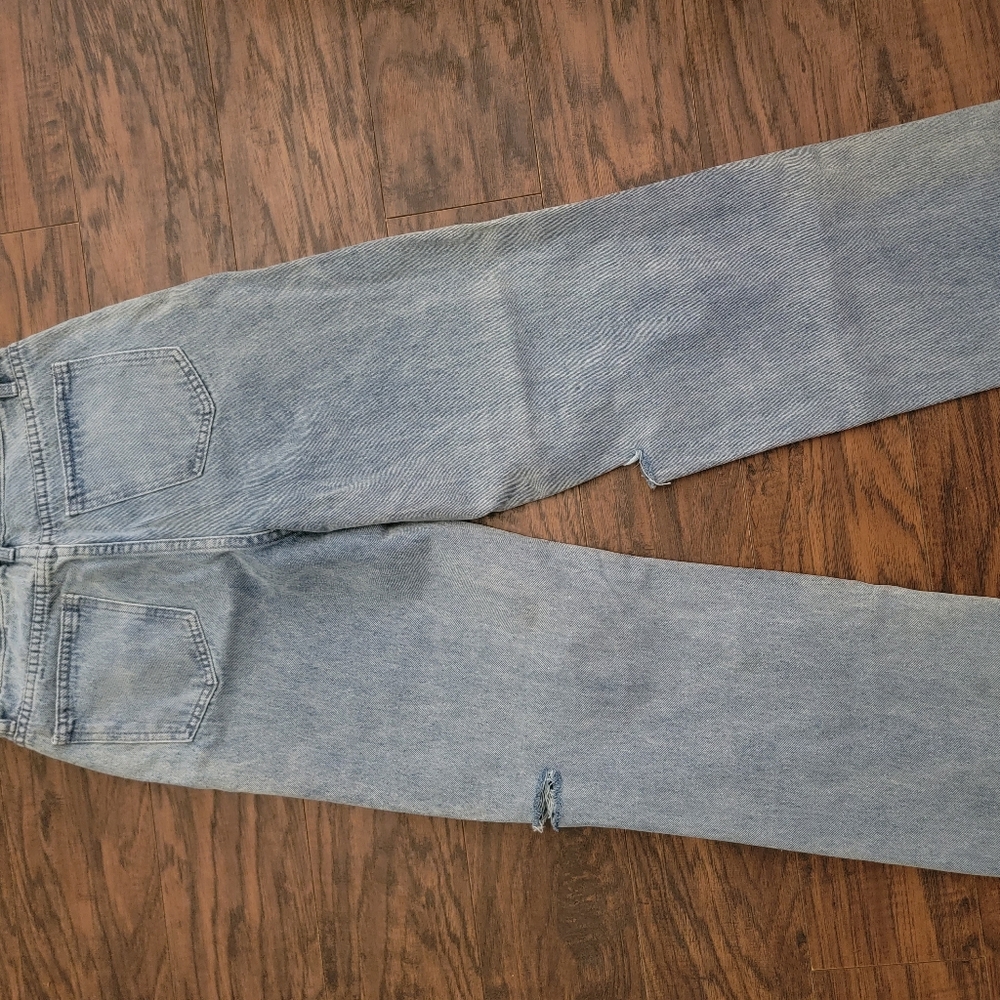 Women's jeans
